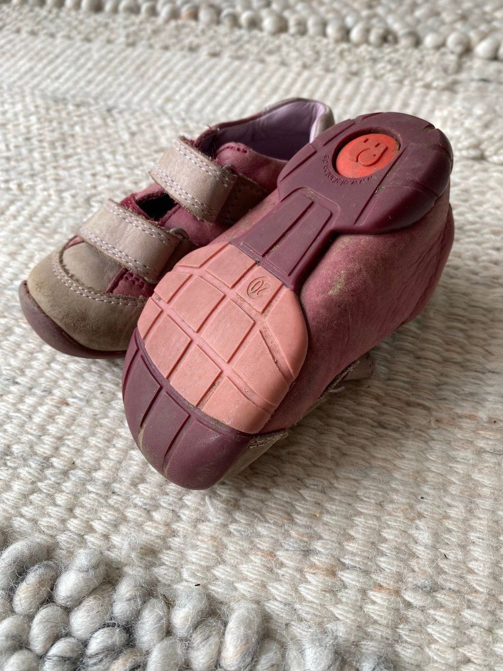 Scarpe per ragazzi: Kinderschuhe grösse 20 – Usato da Wil SG venduto da stonechat