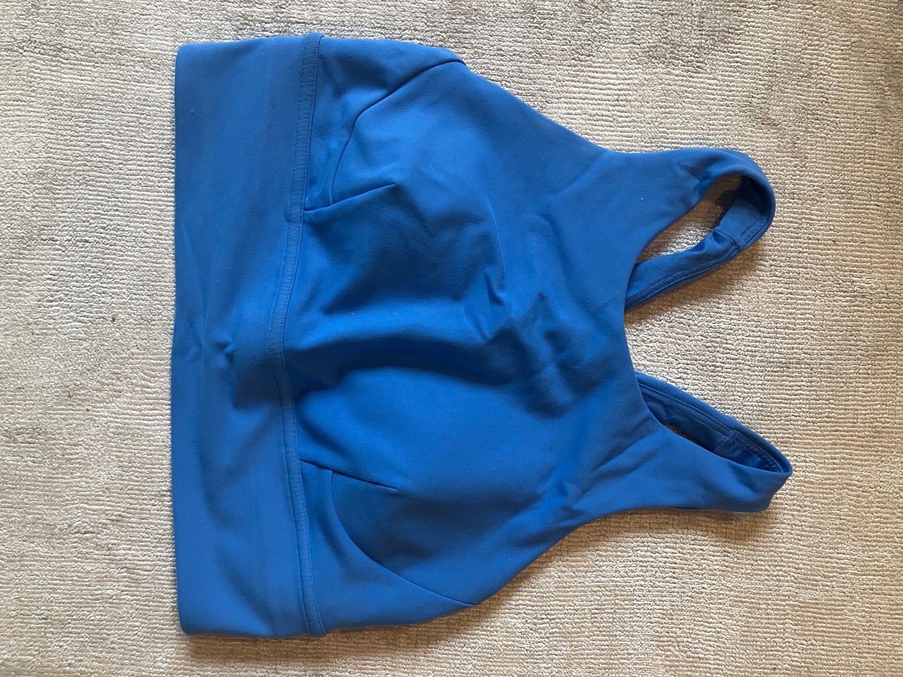Lululemon Tops: Lululemon Sport BH Grösse S – Gebraucht aus Zürich von hernen 1