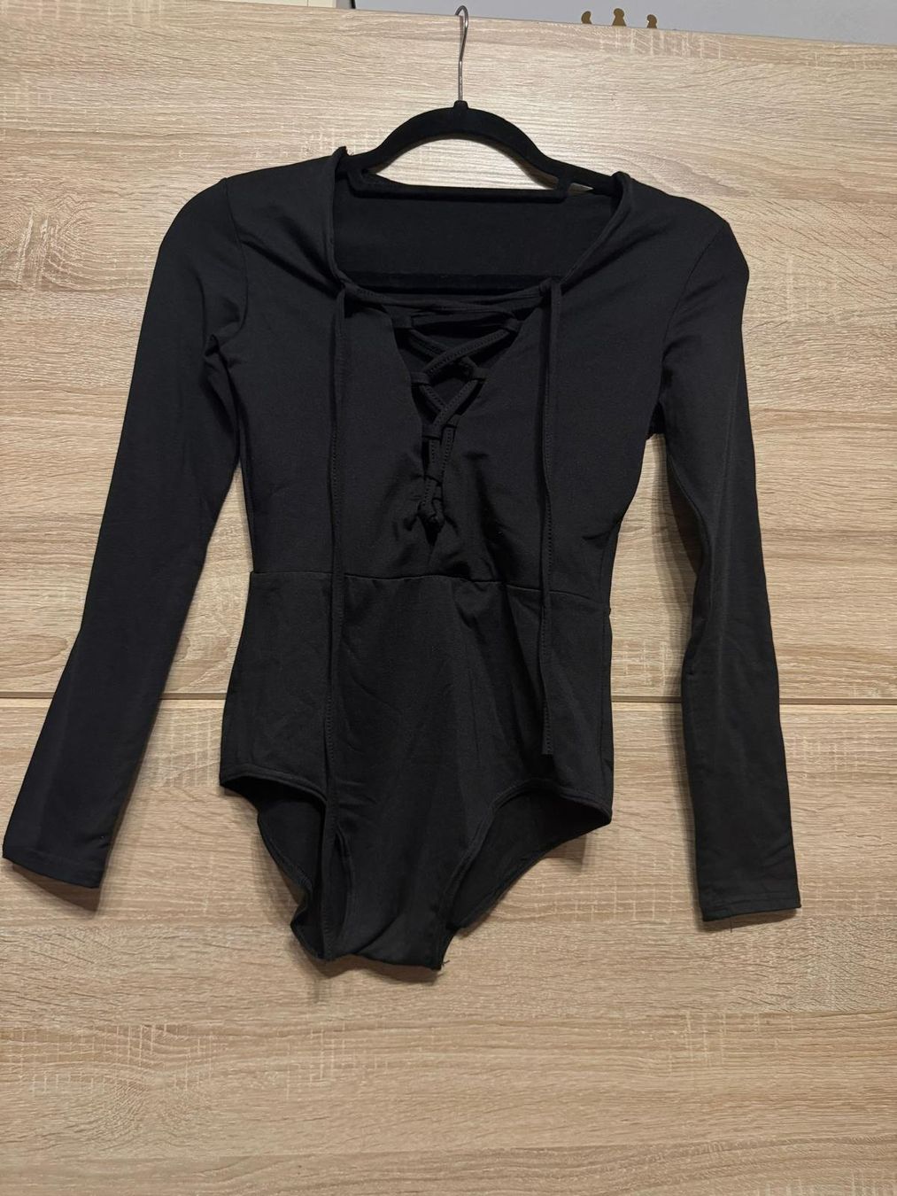 Top: Body noir lacets – Usato da Montreux venduto da Iza_81199