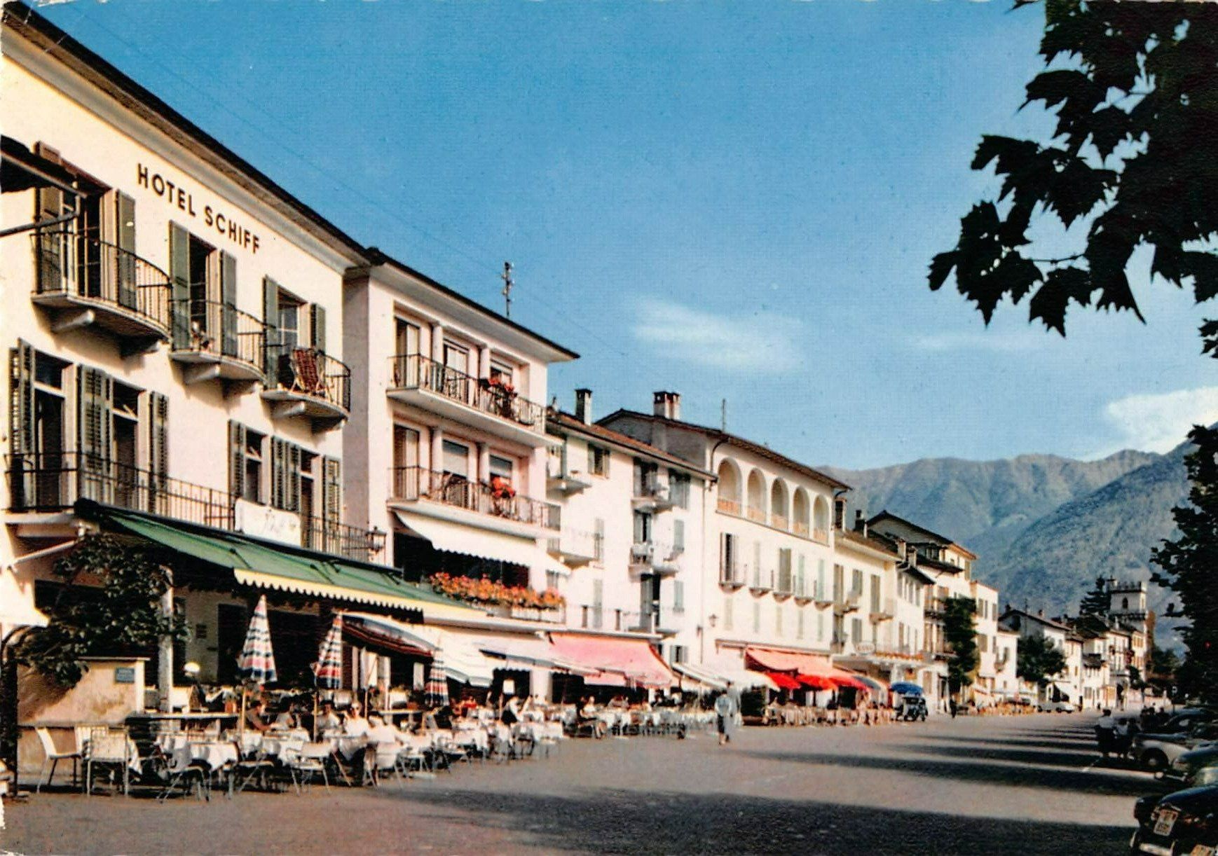 Cartes postales: Saluti da ASCONA - La Piazza,Hotel Schiff – D'occasion à Winterthur par SchatzchischtliWinti
