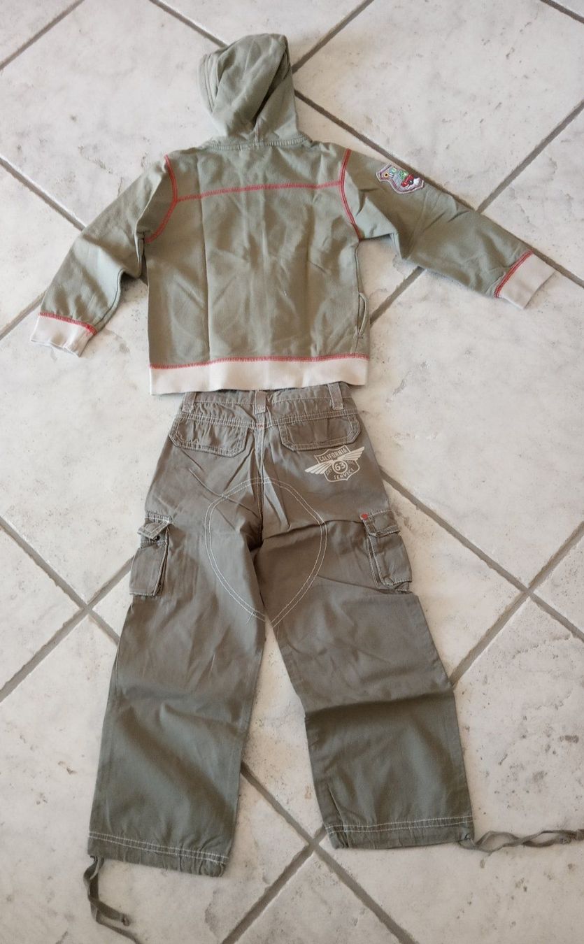 Kleiderpakete & -sets: KLEIDERPAKET JUNGEN Größe 104 – Gebraucht aus Chur von Rodanisa 4