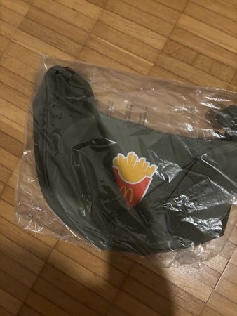McDonalds Umhängetasche oliv grün neu in Verpackung