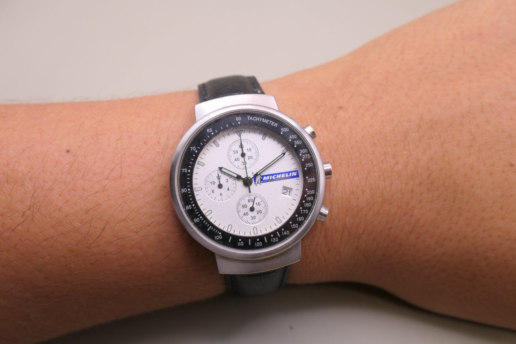 Uhren: Vintage Michelin Chronograph Uhr – Gebraucht aus Thun von CHRONOTIKA 5