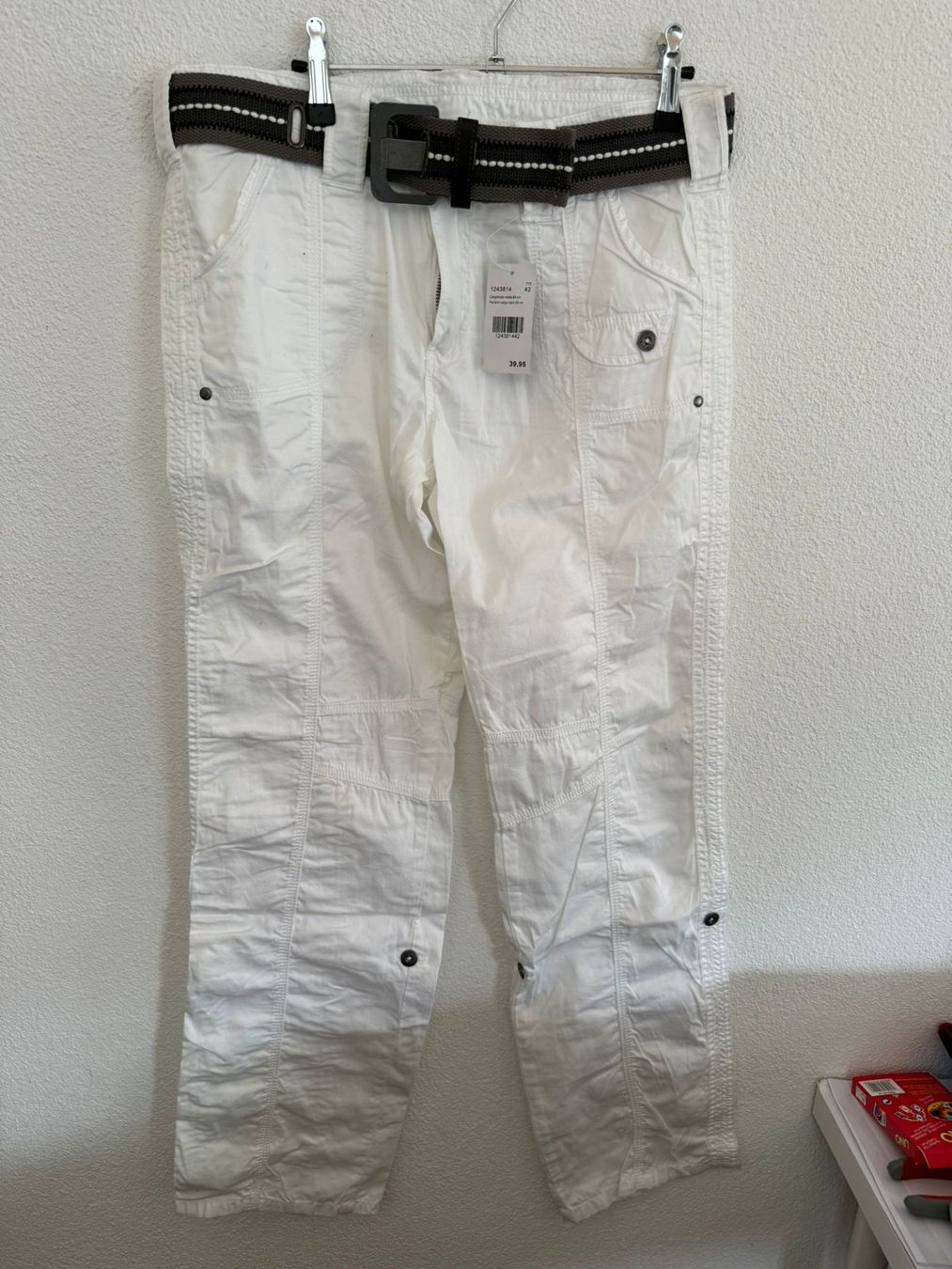 Pantaloni: Damenhose, Gr 42 – Nuovo e nell'imballaggio originale da Zweisimmen venduto da Mousie