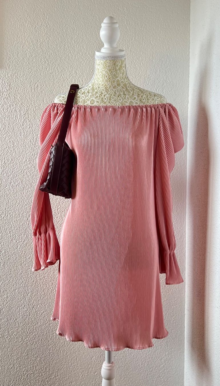 Vestiti: Women's Pink Dress – Nuovo (secondo la descrizione) da Otelfingen venduto da houseofstae
