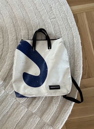 Freitag Rucksack PETE