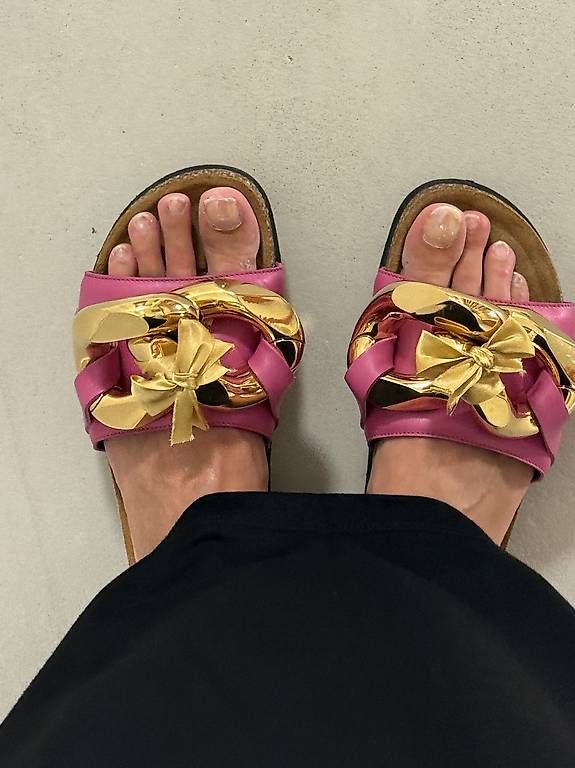 Chaussures femmes: JW Anderson Flip Flops – D'occasion à Wallisellen par gin_9htl