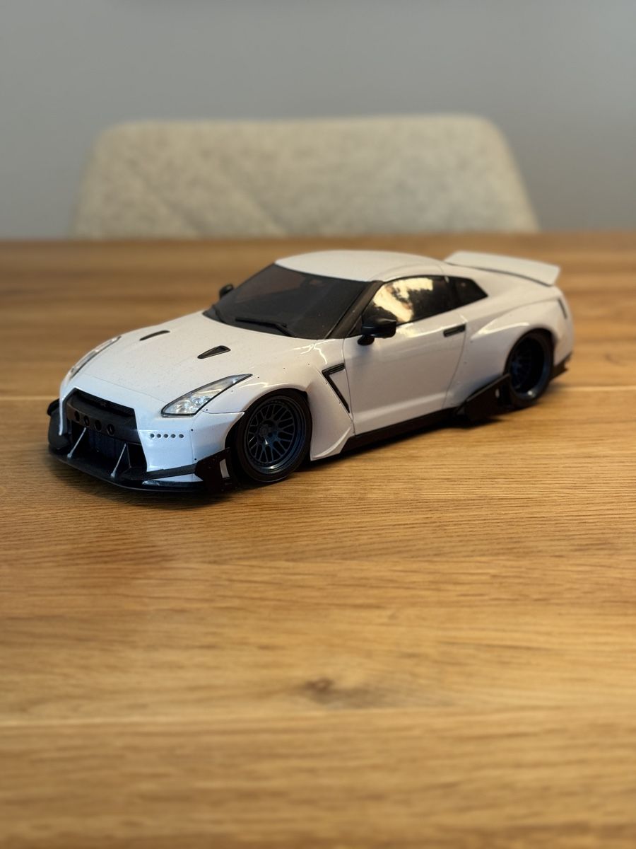 Voitures modèles: JP Performance KRAEMO 1/18 Boost Wars Nissan GTR – D'occasion à Pfäffikon ZH par michi_fluck