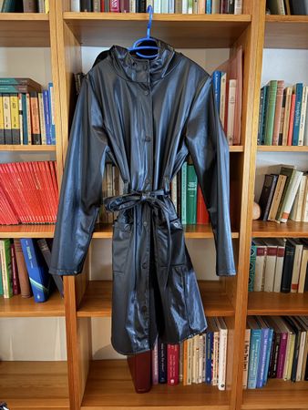 Impermeabile Rains nero con cintura taglia XXS/XS