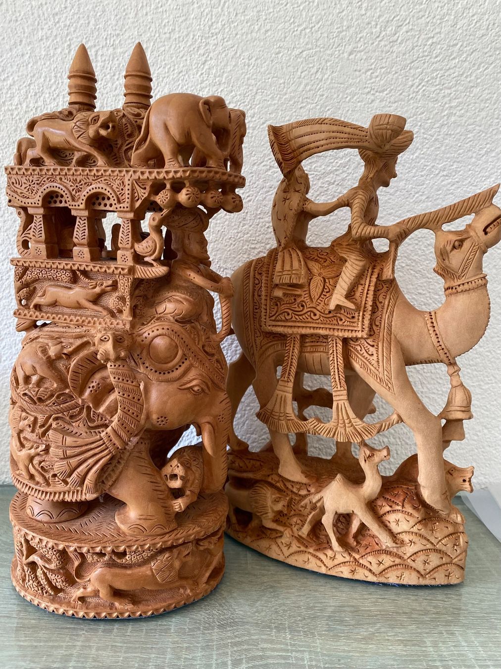 Sculture & Statue: Indische India Indische Holz Figur Elefanten Kamel – Usato da Dottikon venduto da 6571