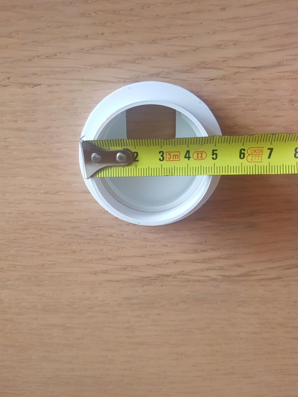 Kabel: Tisch Kabeldurchführung / Kabeldurchlass – Gebraucht aus Baar von rjfhz90 1