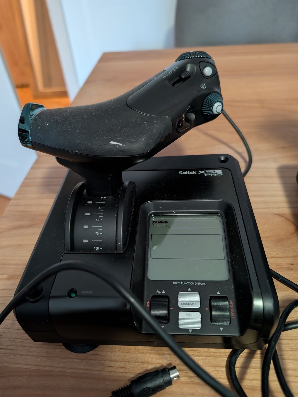 Saitek Controller: Saitek X52 Pro Flight Control System - Joystick/Schubregler – Usato da Horgen venduto da Buhuhu 1