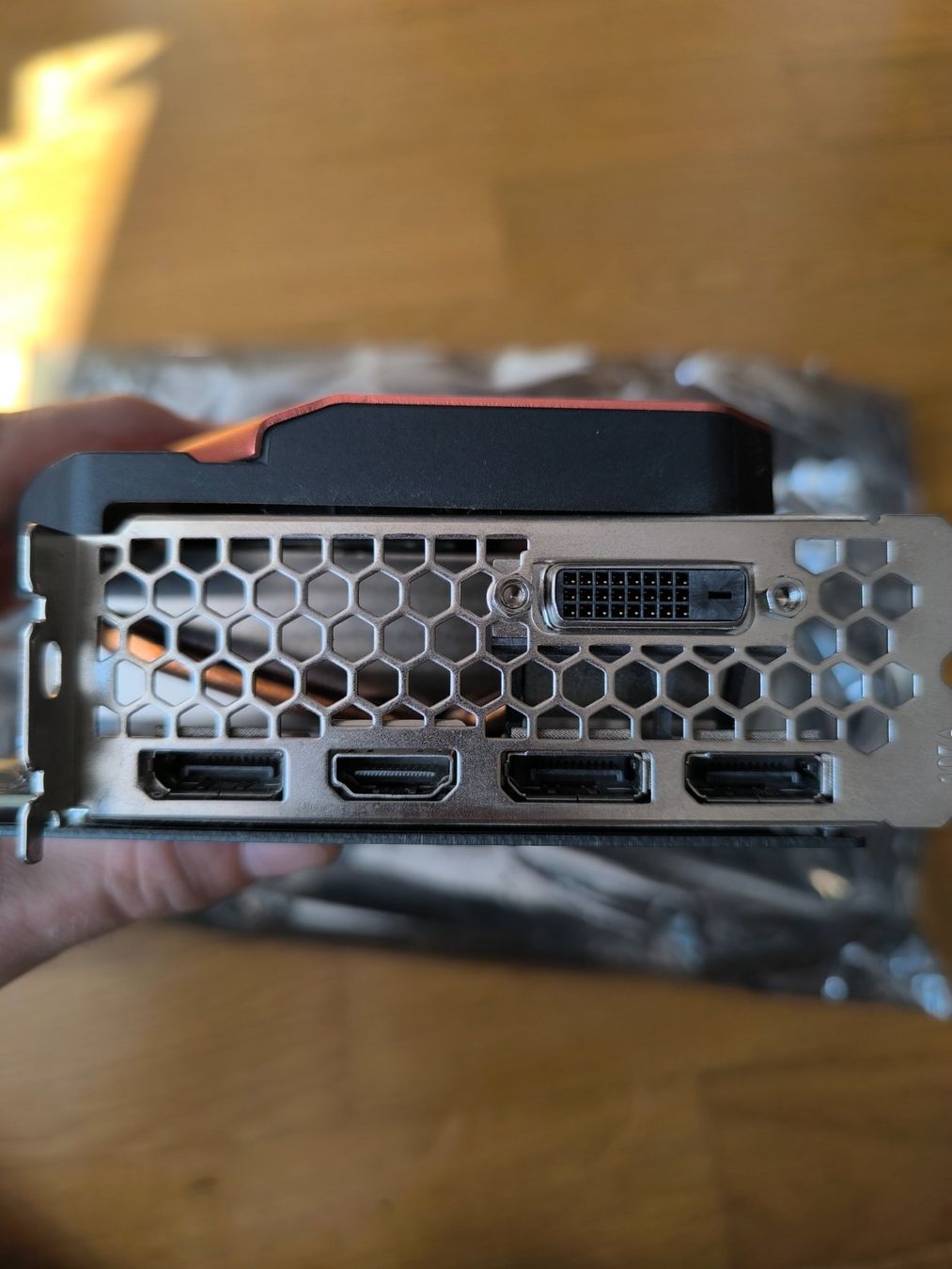 Gainward Cartes graphiques: GTX 1080 TI – D'occasion à Winterthur par kicherkuchen 1