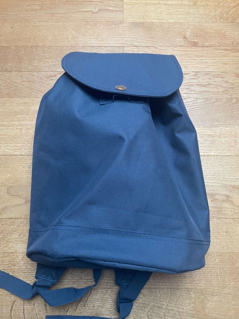 Herschel Zaini: Rucksack Hershel dunkelblau – Usato da Aarau venduto da Chicca2006