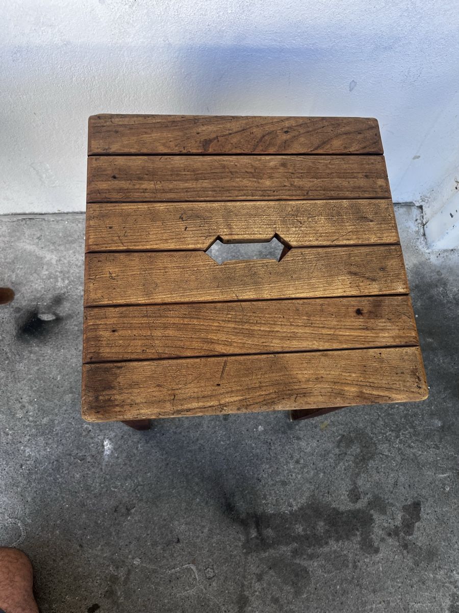Sgabelli: Vintage Holz Hocker  – Usato da Bern venduto da fotolog111 1