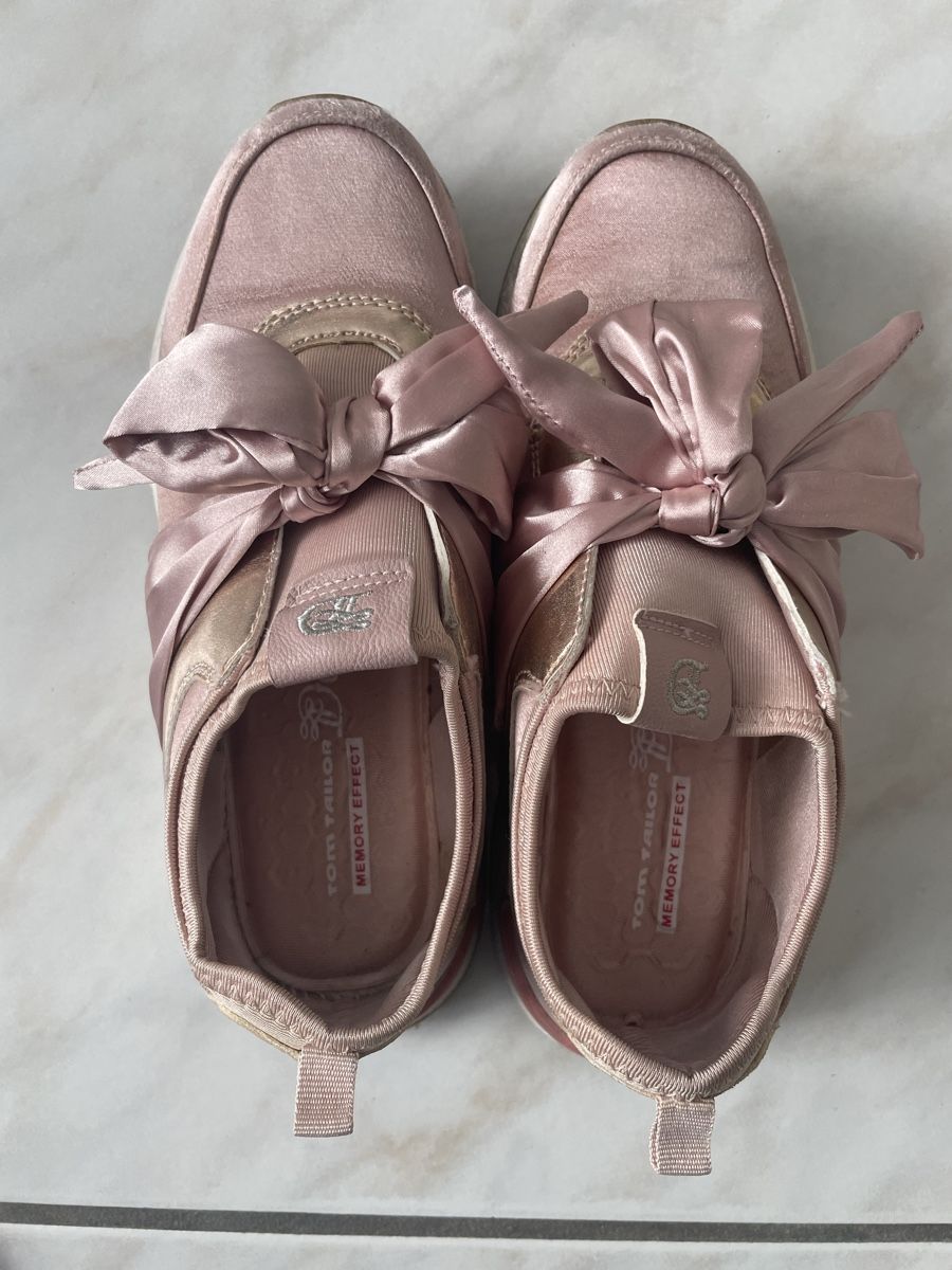 Tom Tailor Scarpe da donna: Tom Tailor Turnschuhe Gr. 39 – Usato da Amriswil venduto da einkaufverkauf 4