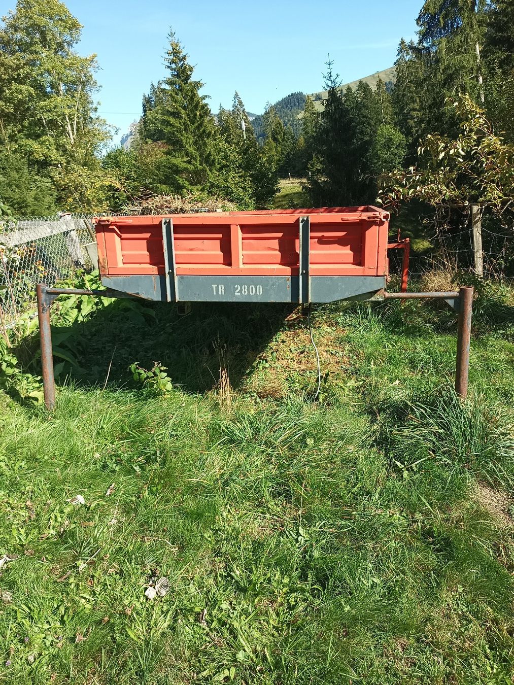 Bucher Tutte le macchine: bucher aufbau grüge – Usato da eriz venduto da Fahrnis01 1
