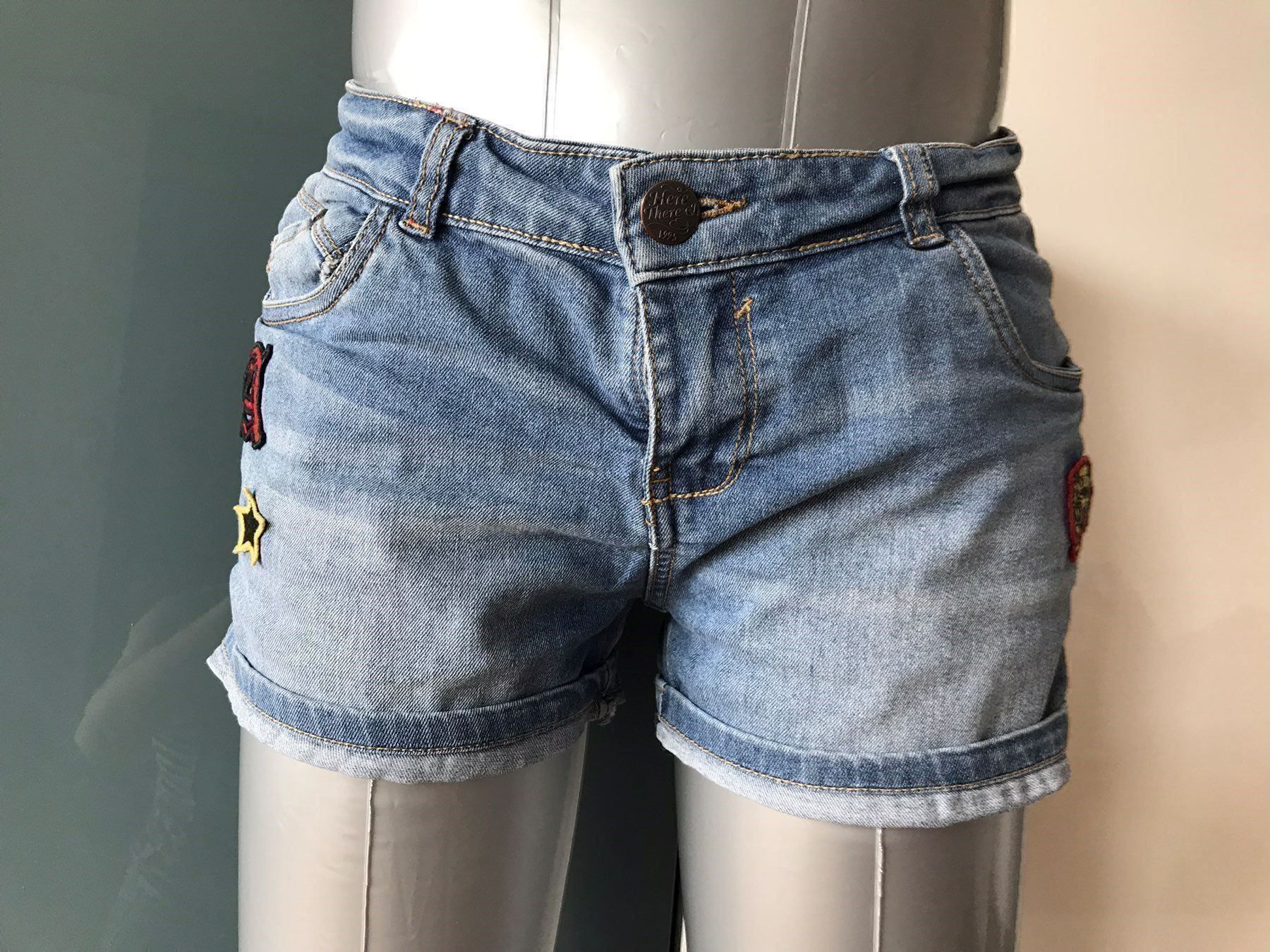Jeans: Kurze Jean M/38 Blau – Usato da Duebendorf venduto da Alexandertreyer 2