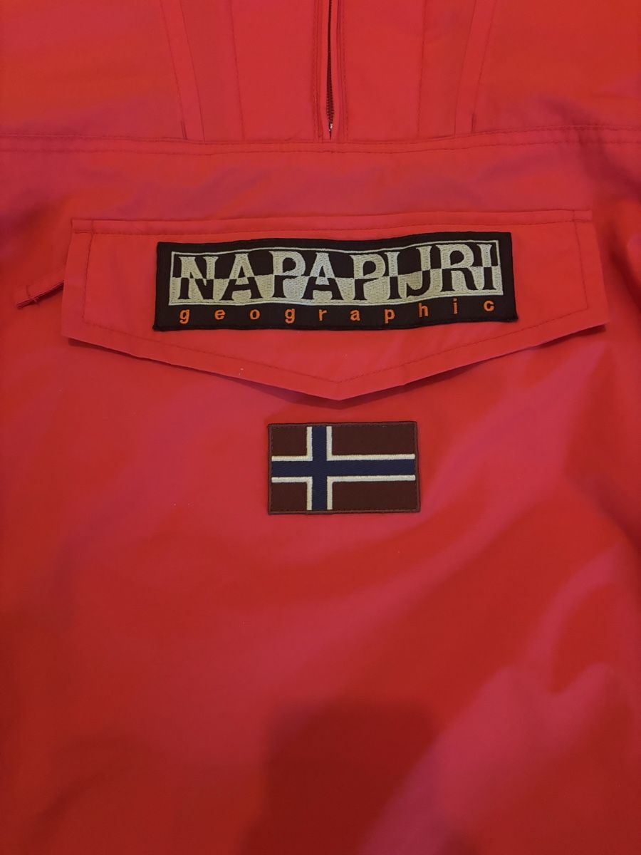 Napapijri Giacche: Veste Napapijri Rouge – Nuovo (secondo la descrizione) da Le Grand-Saconnex venduto da pat_9wgt 1