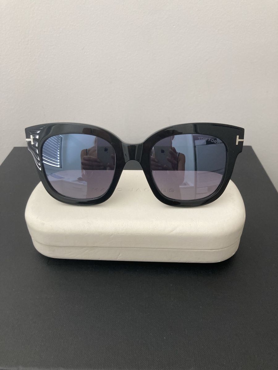 Tom Ford Lunettes & Verres: Neue Tom Ford Sonnenbrille – Neuf avec emballage d'origine à Thalwil par reb_8qv9