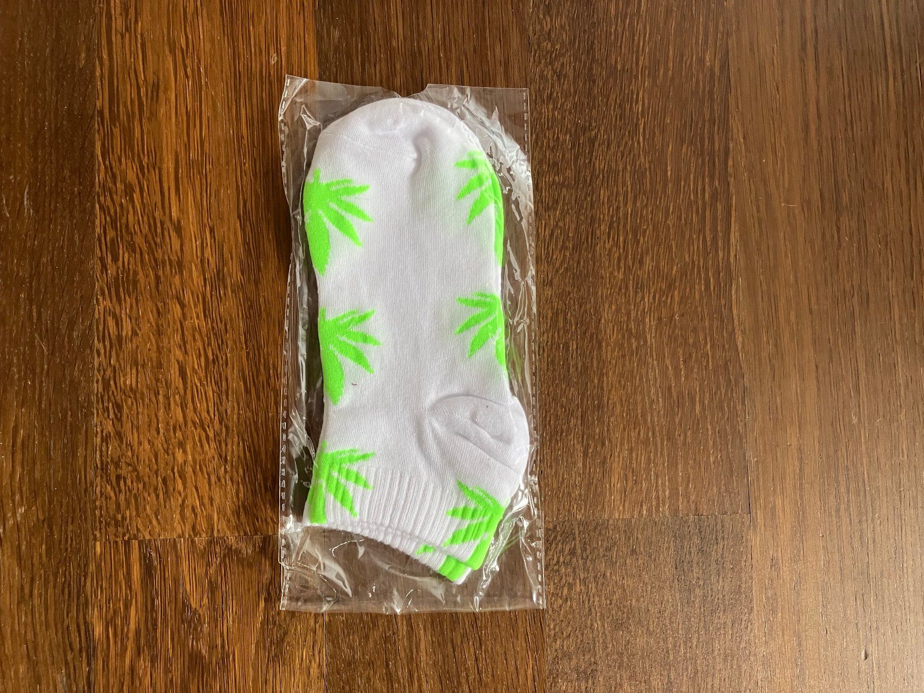 Socken: Socken Baumwolle, Grösse 38 - 42, Hanfblatt – Neu und originalverpackt aus Unterstammheim von dbo_5dgb