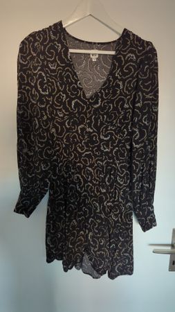 Schickes Musterkleid Gr. 38 schwarz/gold