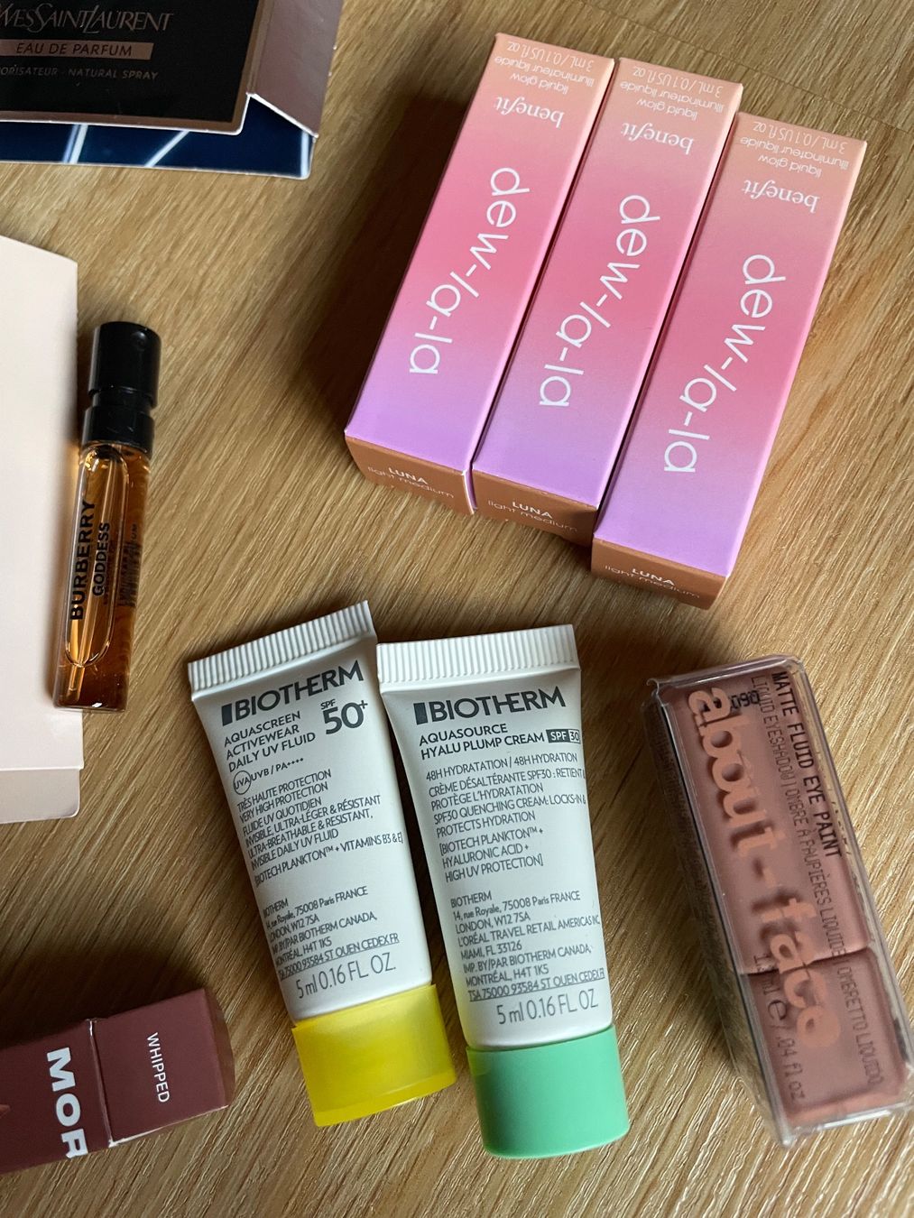 Parfum & Eau de Toilette: Parfüm/make-up muster – Neu und originalverpackt aus Seedorf UR von Vita000 2