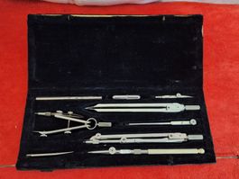 Vintage Zeichenzirkel Set, Fabrikation Francaise, Komplett!