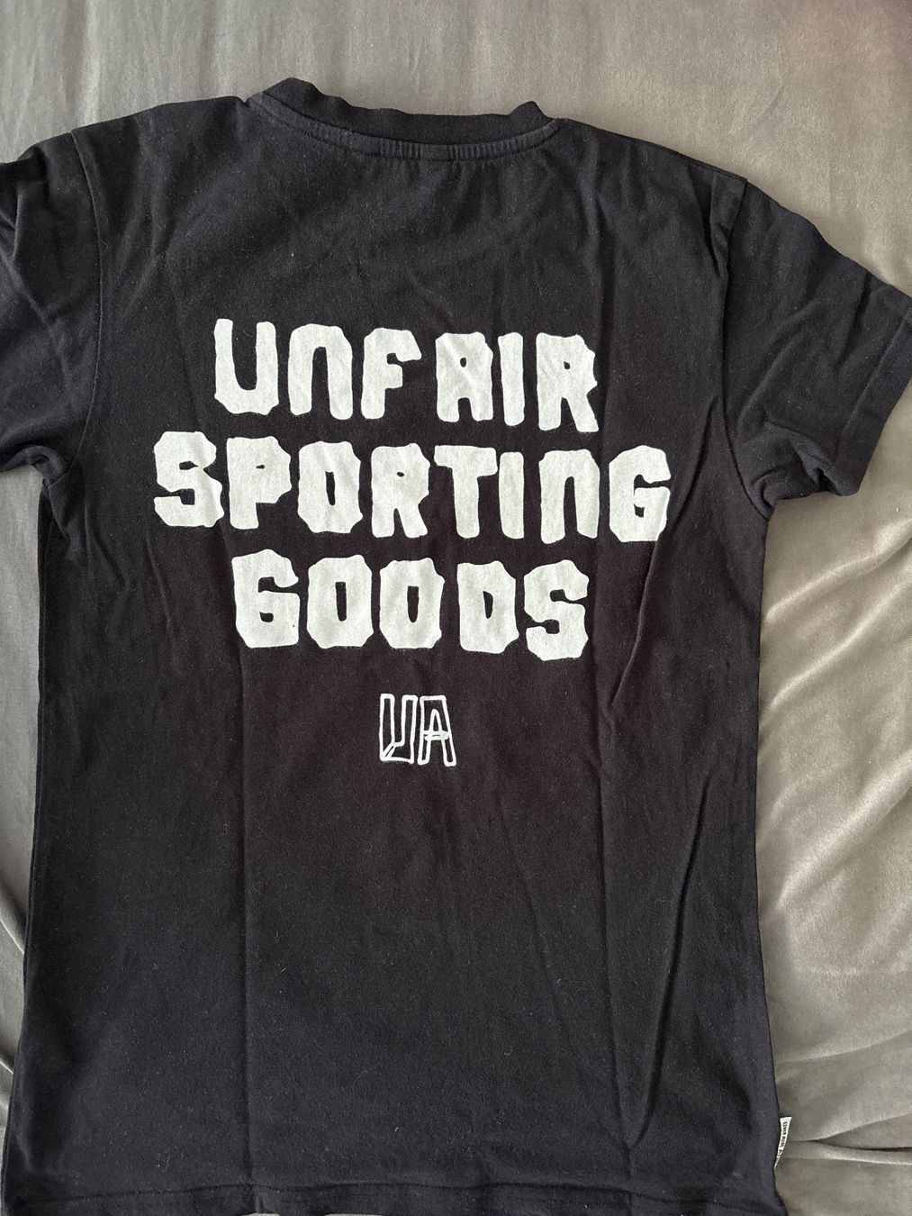 T-Shirts: Unfair Athletic Shirt S – Gebraucht aus Winterthur von rem_f7s2 1