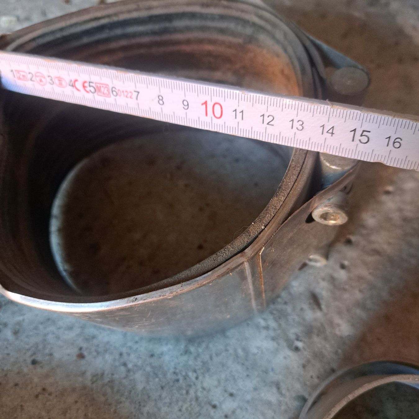Altri materiali da costruzione: divers rohrschellen kupfer – Usato da Benzenschwil venduto da 007tinu