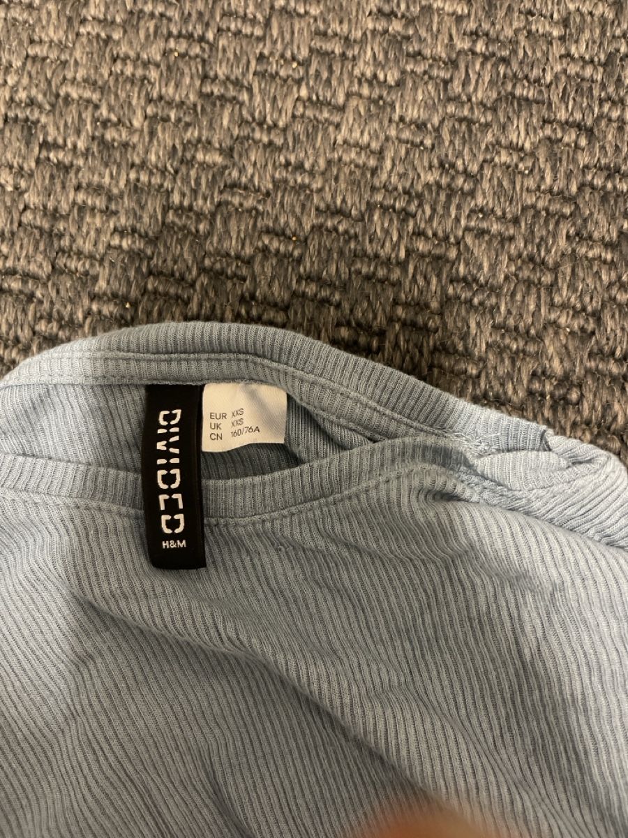 H&M Maglioni & Felpe: Divided Feiner Longshirt gr xs/s – Usato da Bad Zurzach venduto da Cuore34 3