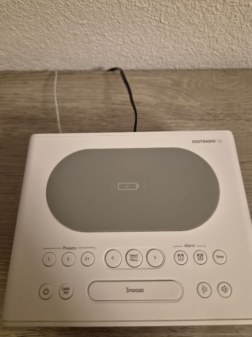 Technisat Sveglie: TechniSat DIGITRADIO 52 mit DAB FM und Ladefunktion – Difettoso da Muri AG venduto da mar_8cyq 1