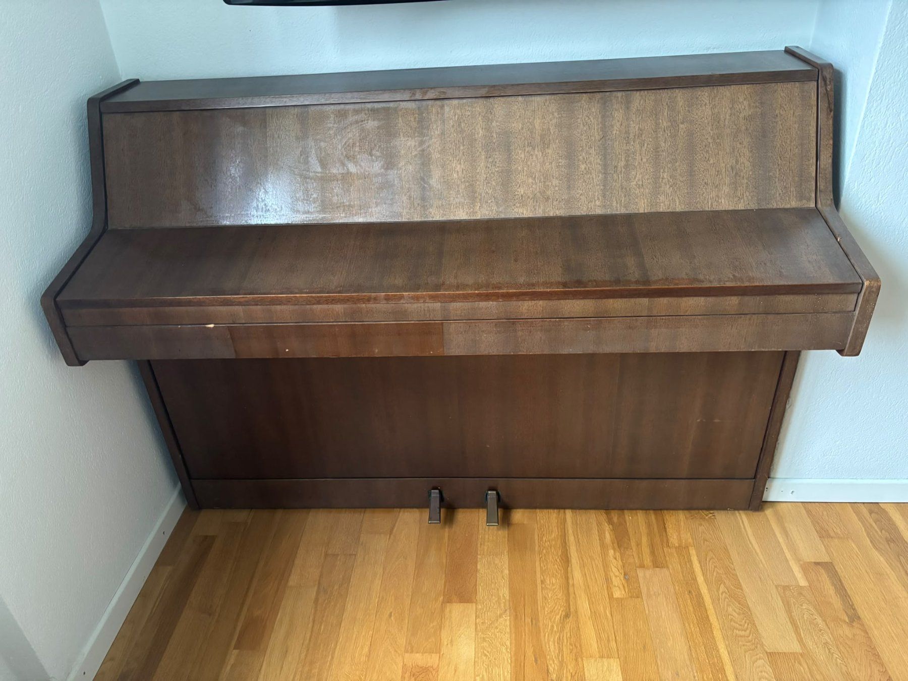 Strumenti musicali: Bentley Klavier zu verschenken – Usato da Zürich venduto da Florexus 1