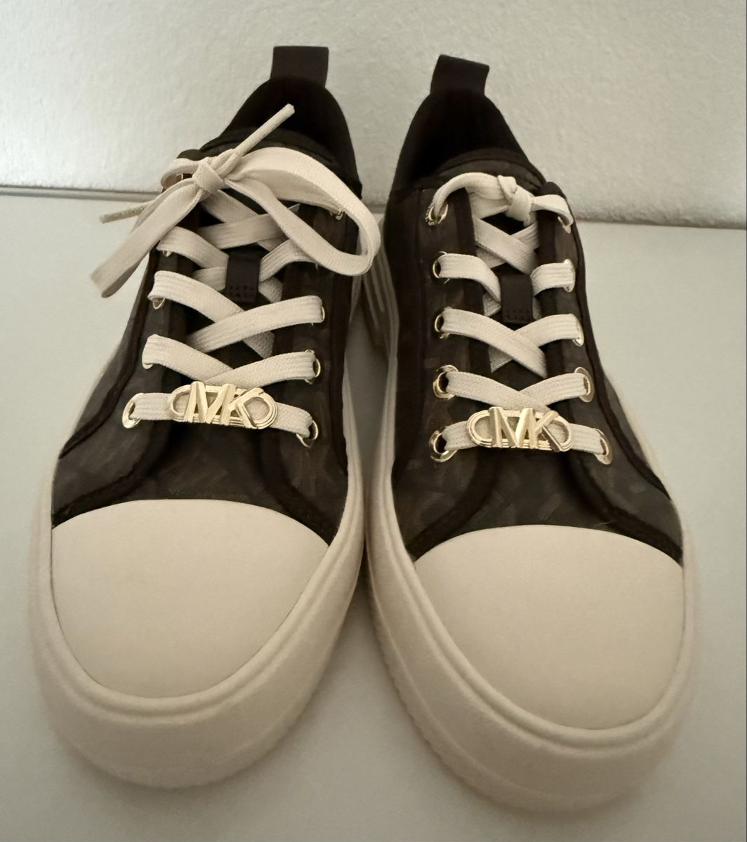 Michael Kors Scarpe da donna: Baskets Michael Kors marron logo – Nuovo e nell'imballaggio originale da Sion venduto da bij_ghy2 3
