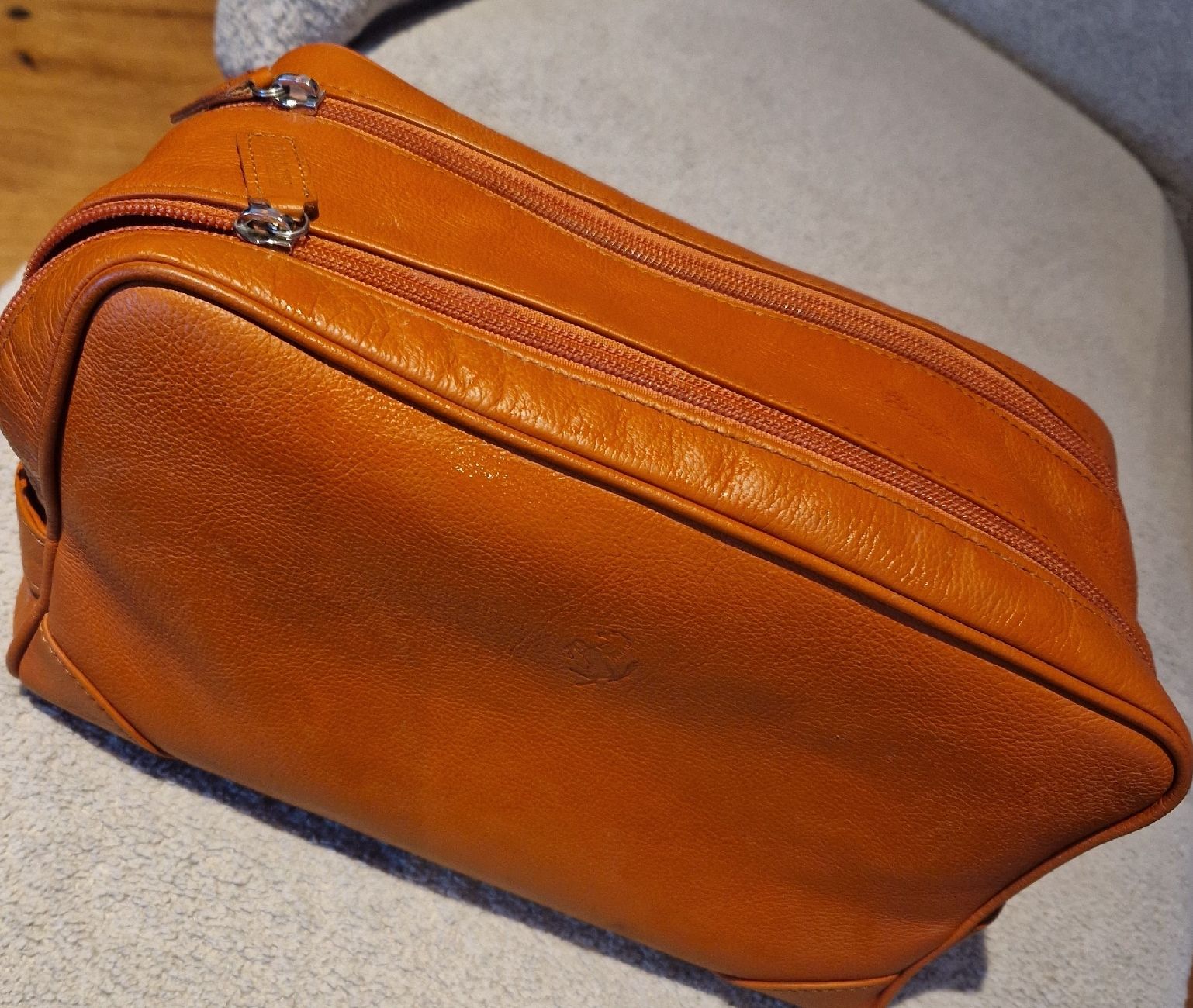 Custodie per cosmetici: Kulturtasche von Ferrari – Usato da Basel venduto da AvideZa