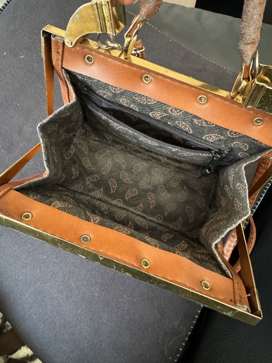 Borse da donna: Vintage Ledertasche by Firenze Tasche – Usato da Obfelden venduto da tan_9lj9 3