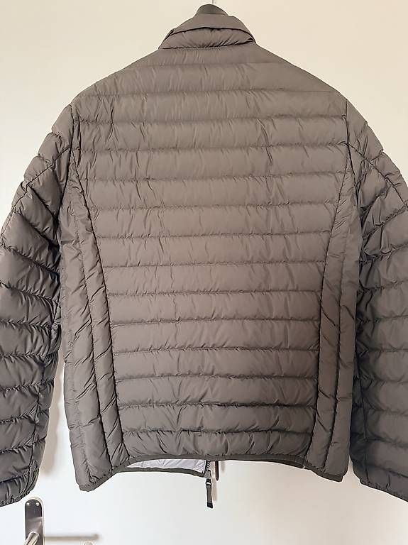 Vestes: Parajumpers  – D'occasion à Pfungen par mar_vc6h 3