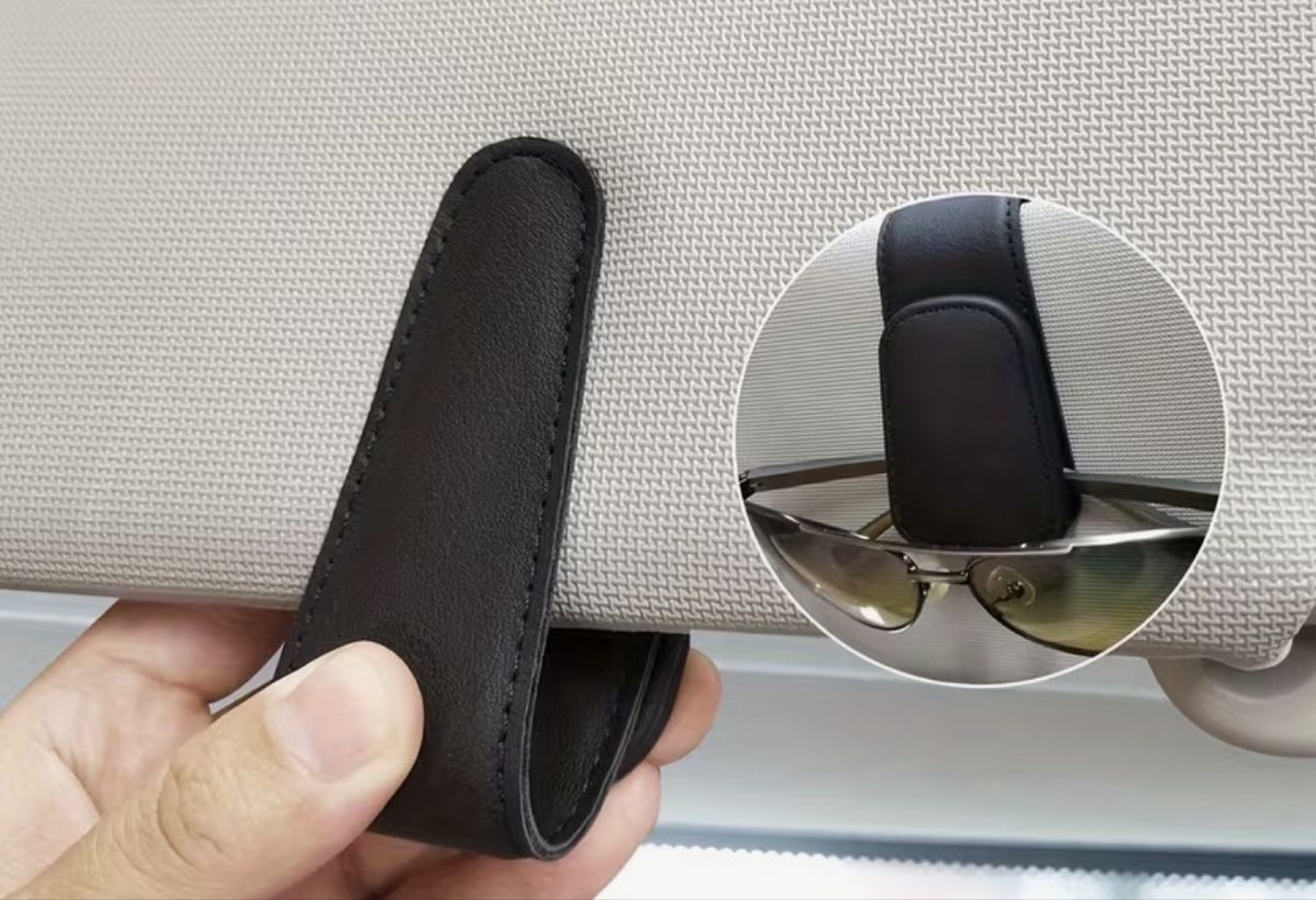 Occhiali & Lenti: 2 porte lunettes aimantés – Nuovo (secondo la descrizione) da La Chaux-de-Fonds venduto da aeroame 1