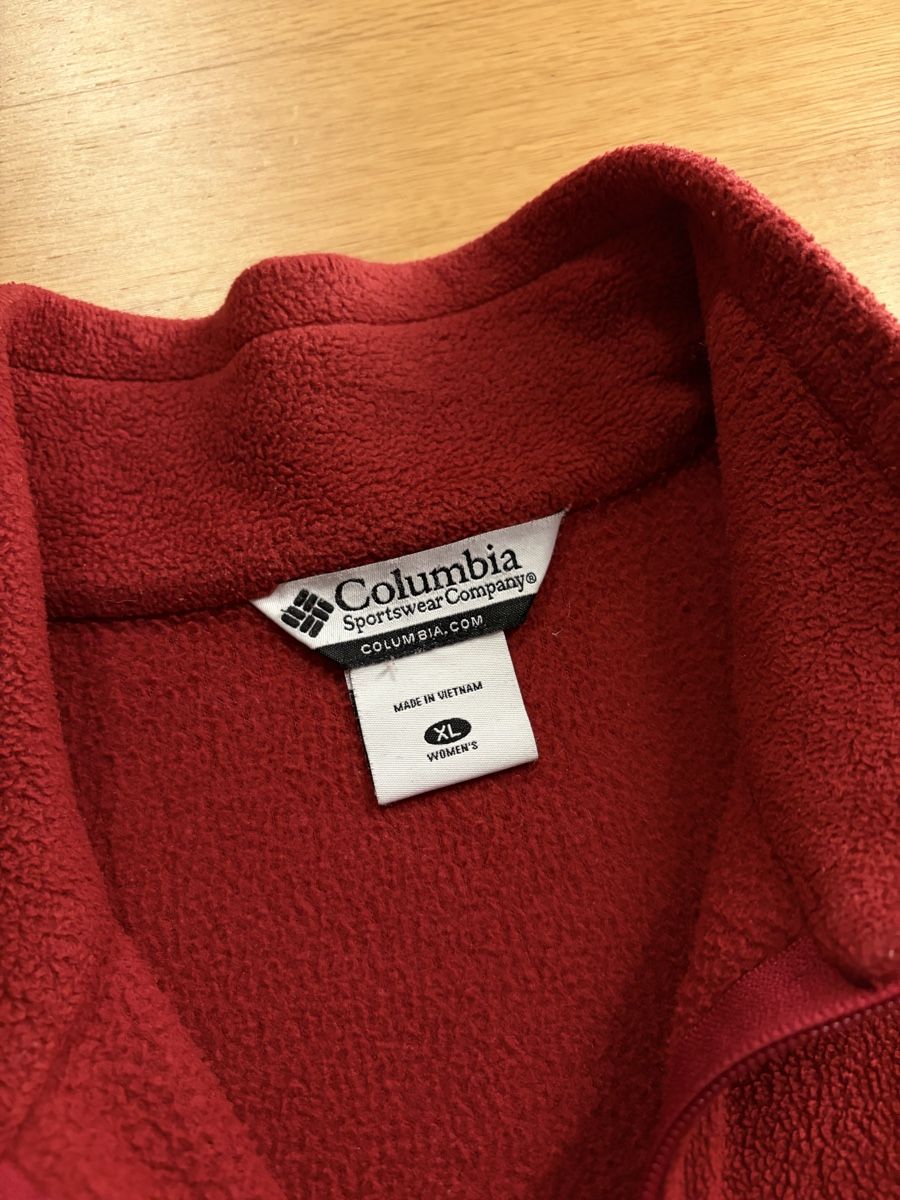 Columbia Giacche: Columbia Faserpelz Rot – Usato da Thayngen venduto da golazo_vines 3