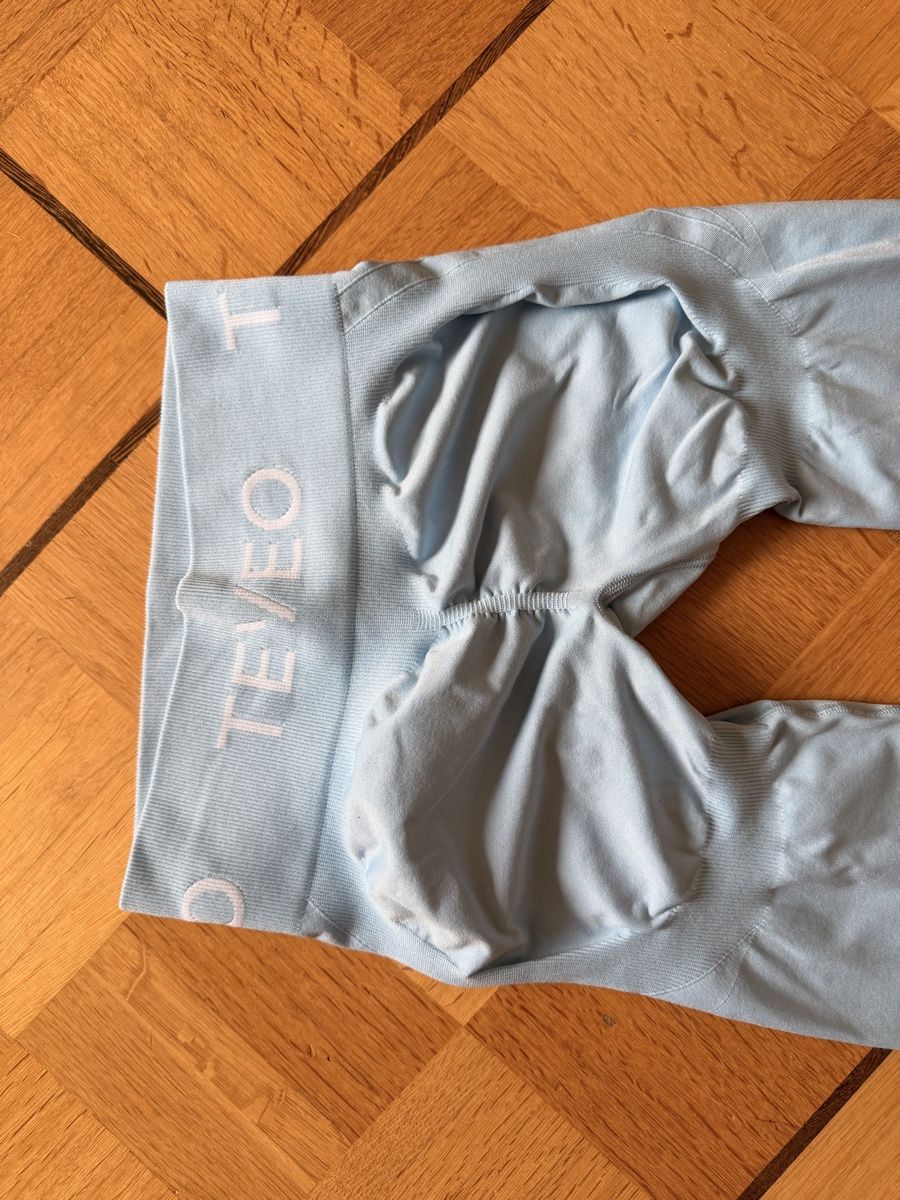 Teveo Leggings: Teveo Leggins mit Scrunch – Gebraucht aus Unterentfelden von ame_tf2n 1