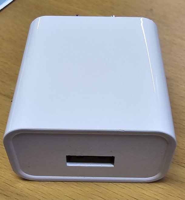 Laufwerke & Adapter: Ladegerät USB Power Adapter - USA Modell – Neu und originalverpackt aus Wollerau von Holos 1