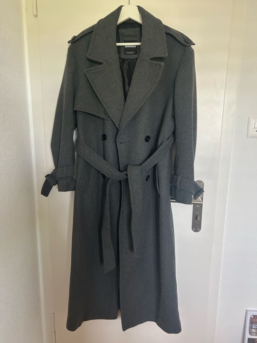 Bershka Cappotti: Bershka Mantel – Nuovo (secondo la descrizione) da Wil SG venduto da Thin-stuff98