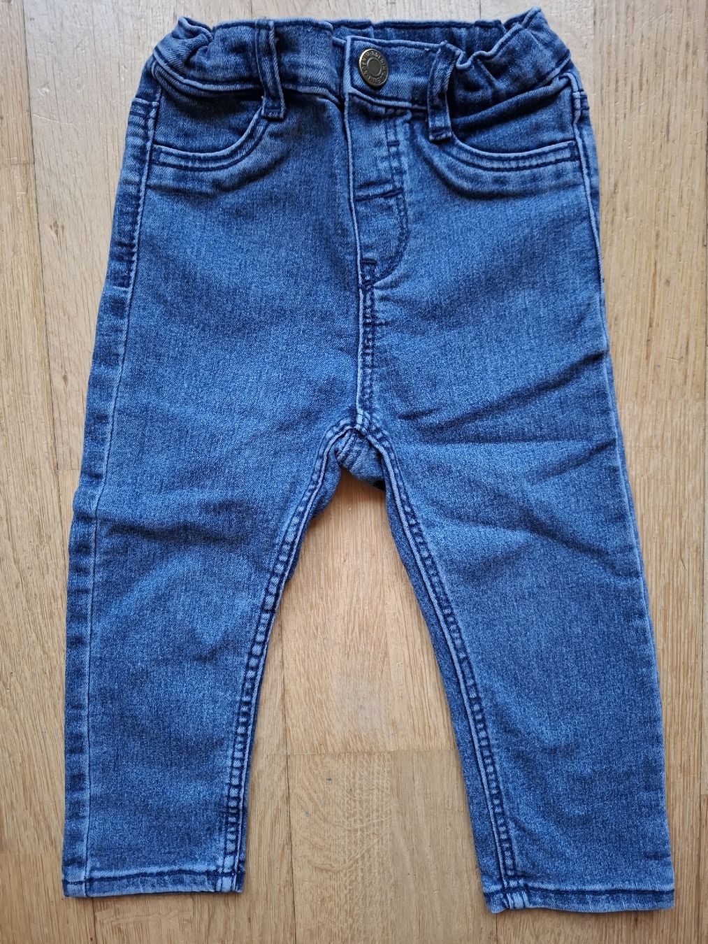 Pantaloni: Kinder Jeans Hosen Set, Grösse 86 – Usato da Biel/Bienne venduto da AvasTheGreatest 1