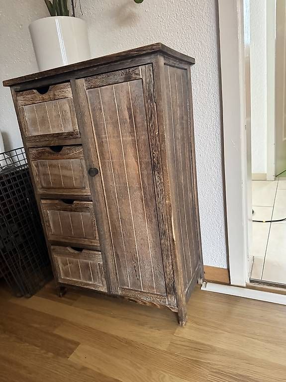Cassettiere: Holz Möbel  – Usato da Balsthal venduto da Kalii1