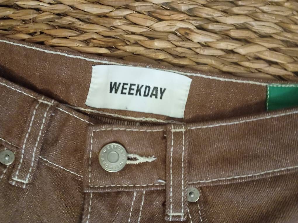 Weekday Pantaloni: Hose von Weekday – Usato da Zürich venduto da Melianea 1