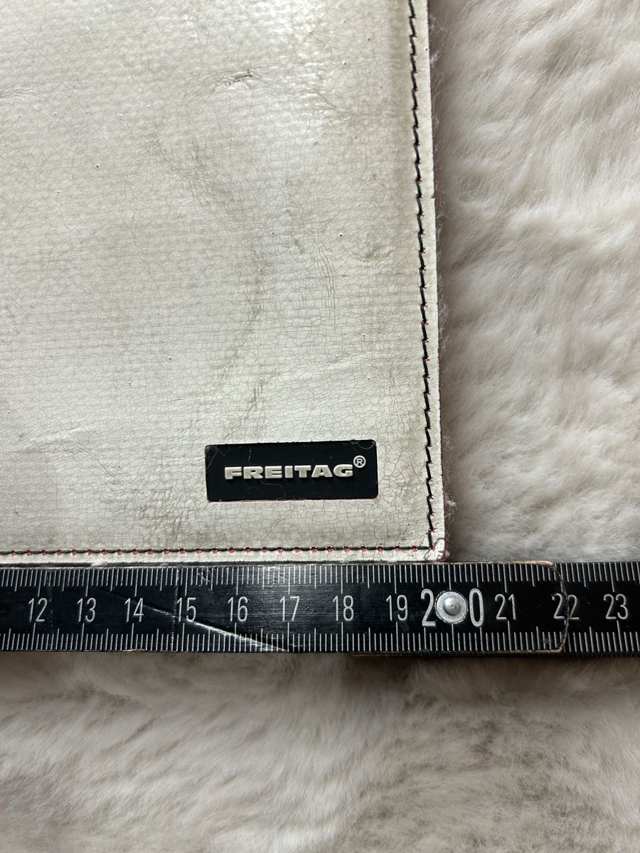 Freitag Covers & Taschen: Freitag Hülle Ipad – Gebraucht aus Aeschi b. Spiez von davidS744 3