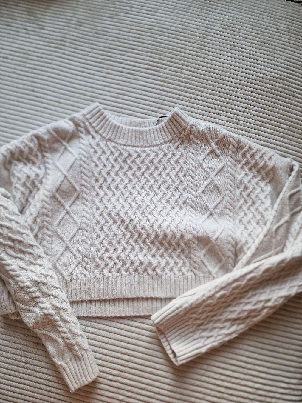 H&M Pullover & Sweatshirts: H&M Strickpullover beige Zopfmuster  – Gebraucht aus Winterthur von Winti1993