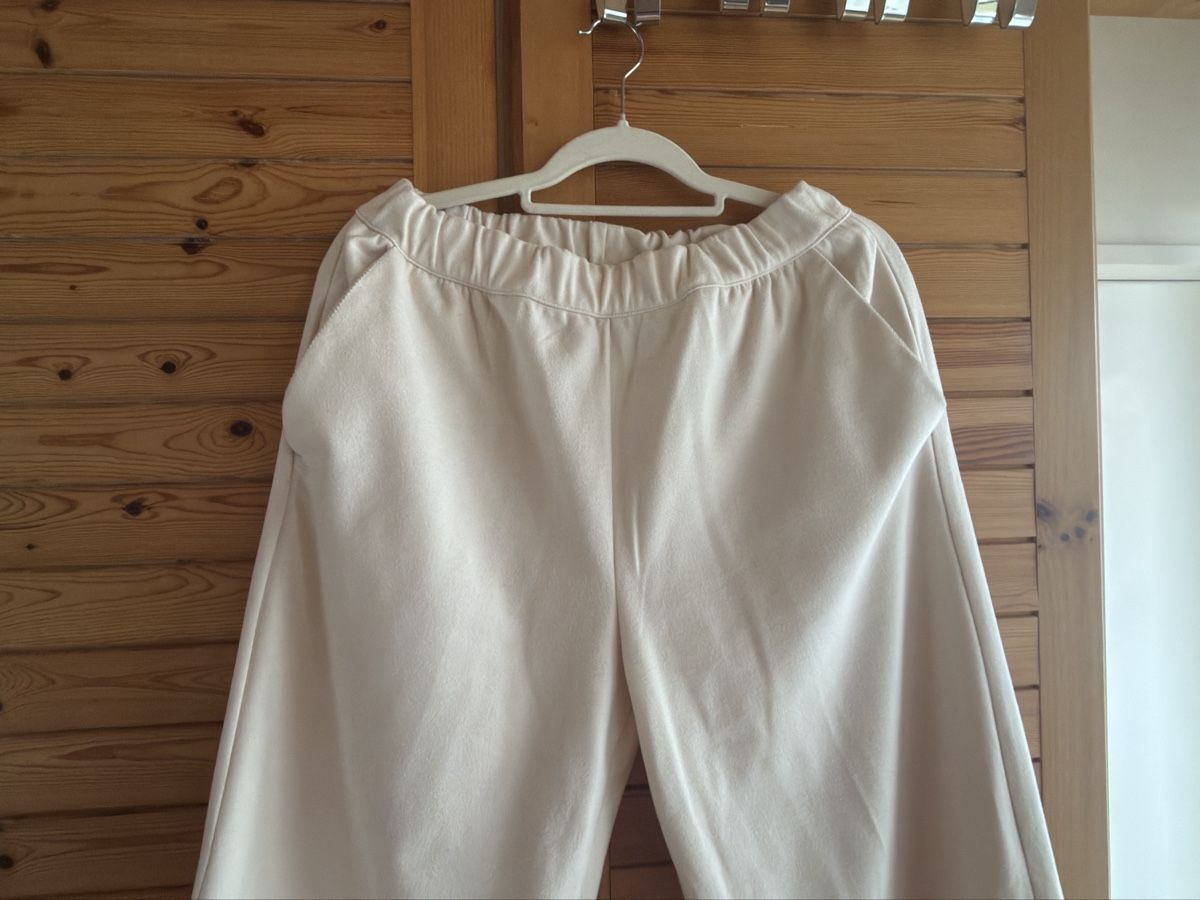 Pantaloni: Trendige Hose, Beige, Grösse L – Usato da St Gallen venduto da Berta343 1