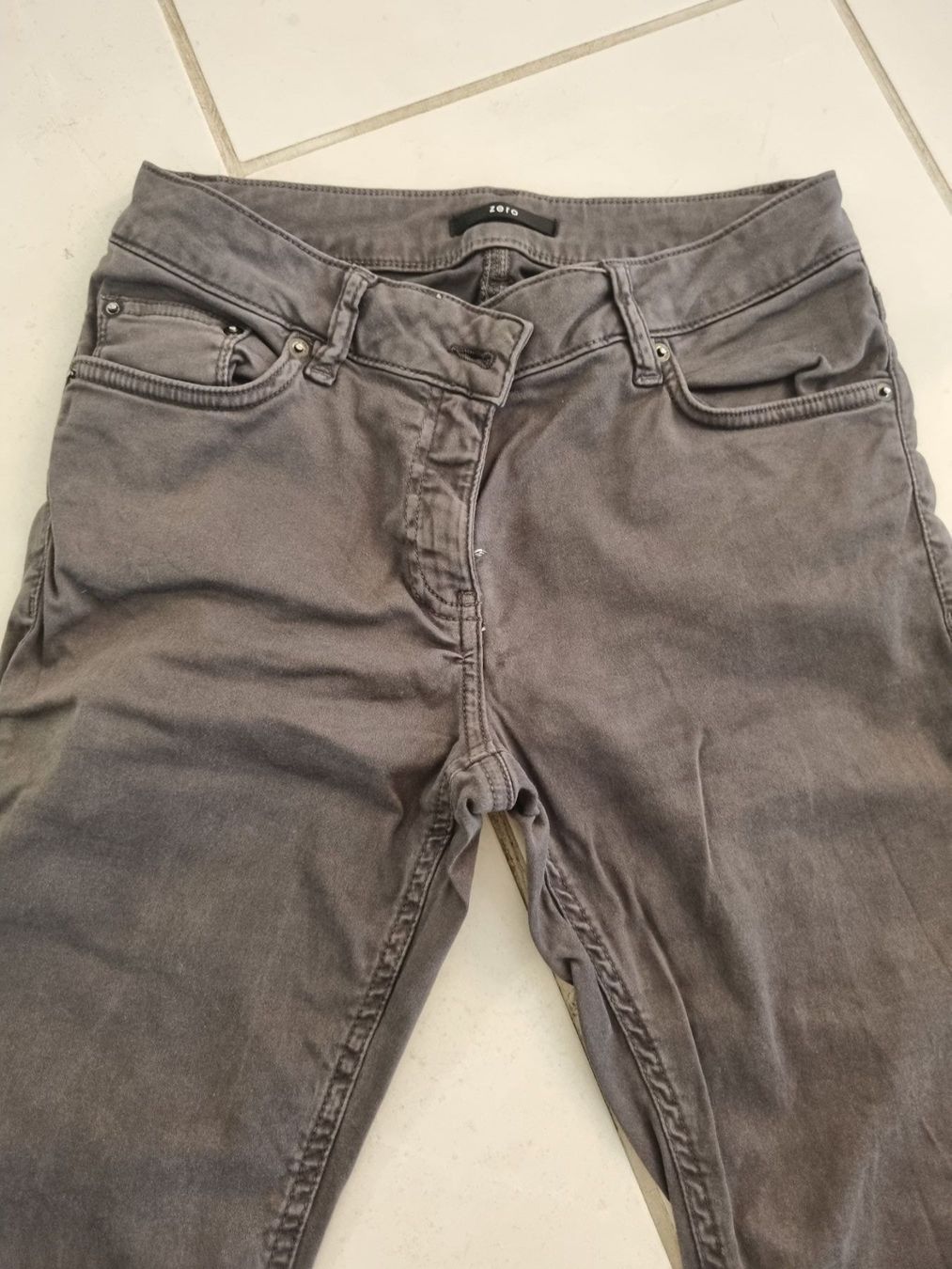 Jeans: Graue Jeans Zero Gr 34 Low-Waist – Nuovo (secondo la descrizione) da Bassersdorf venduto da Sandy456 2