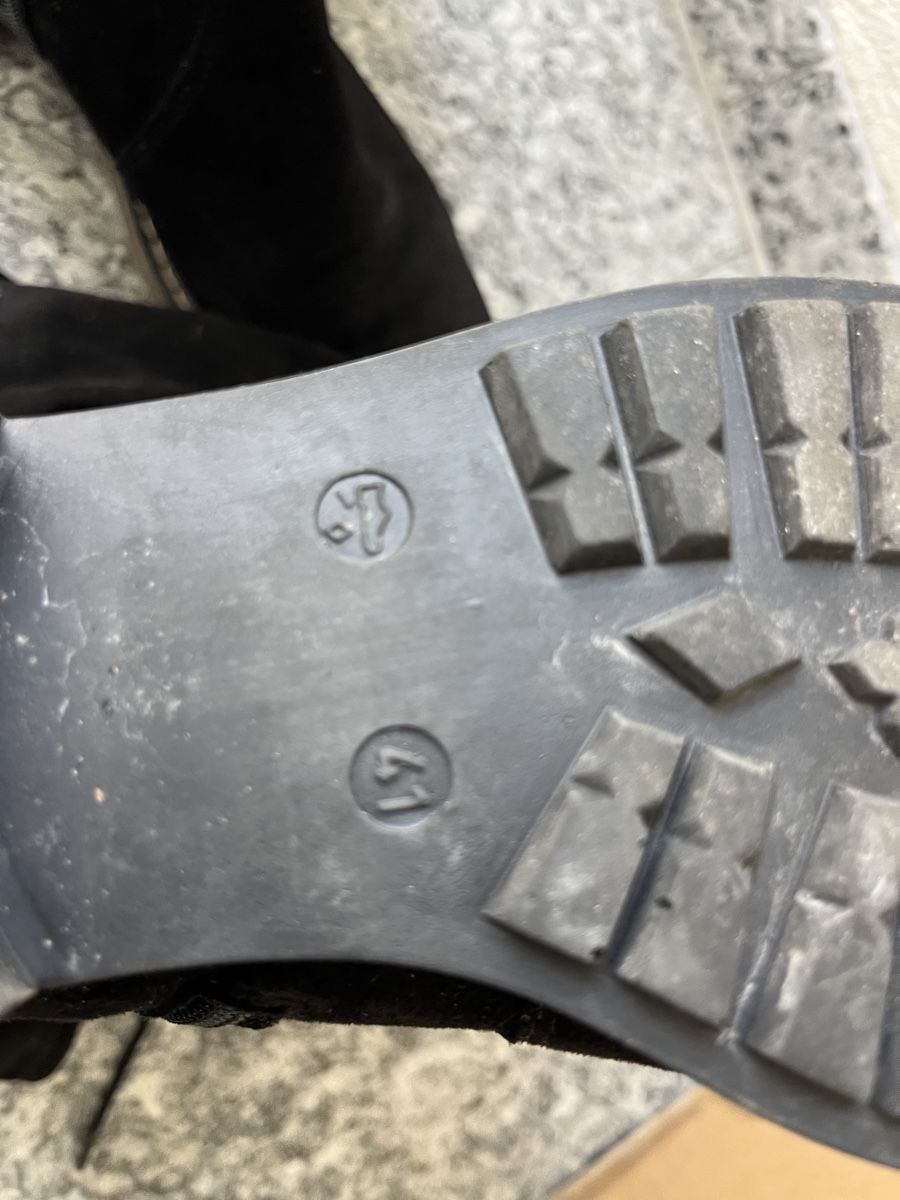 Damenschuhe: Knie hohe Stiefel  – Gebraucht aus Zürich von alyaneee 3